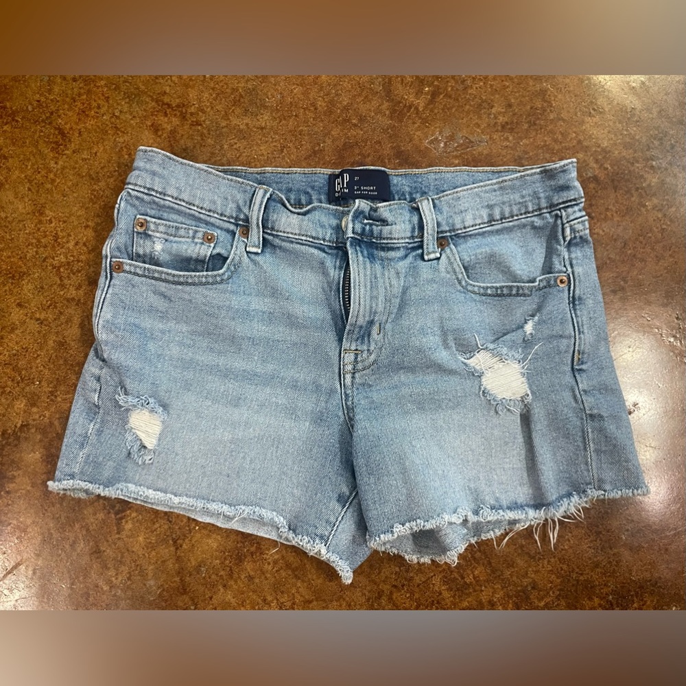 Gap denim shorts size 27